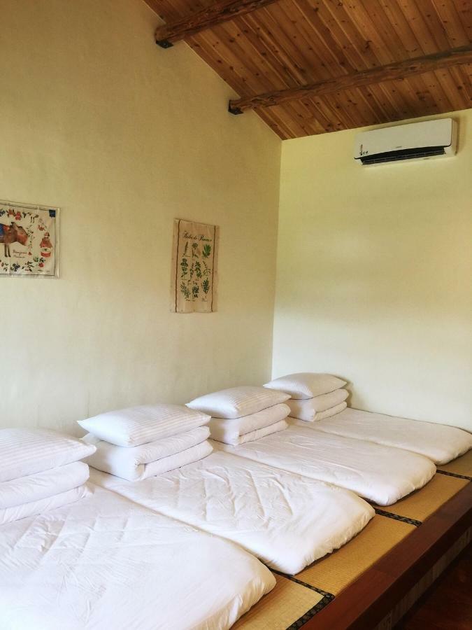Mooning The Hill Apartment Manzhou Bagian luar foto